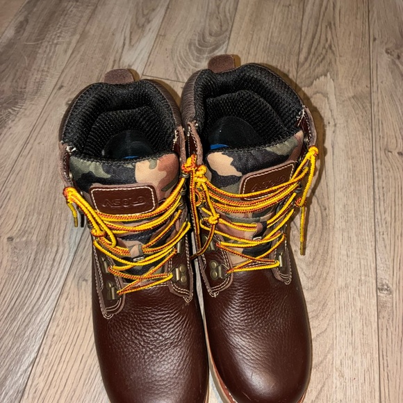 Asolo Brown Leather Boots with Yellow Laces - Picture 2 of 8